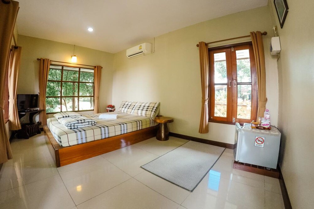 Baan Kasemsuk Resort — Sam Chuk — photo 4