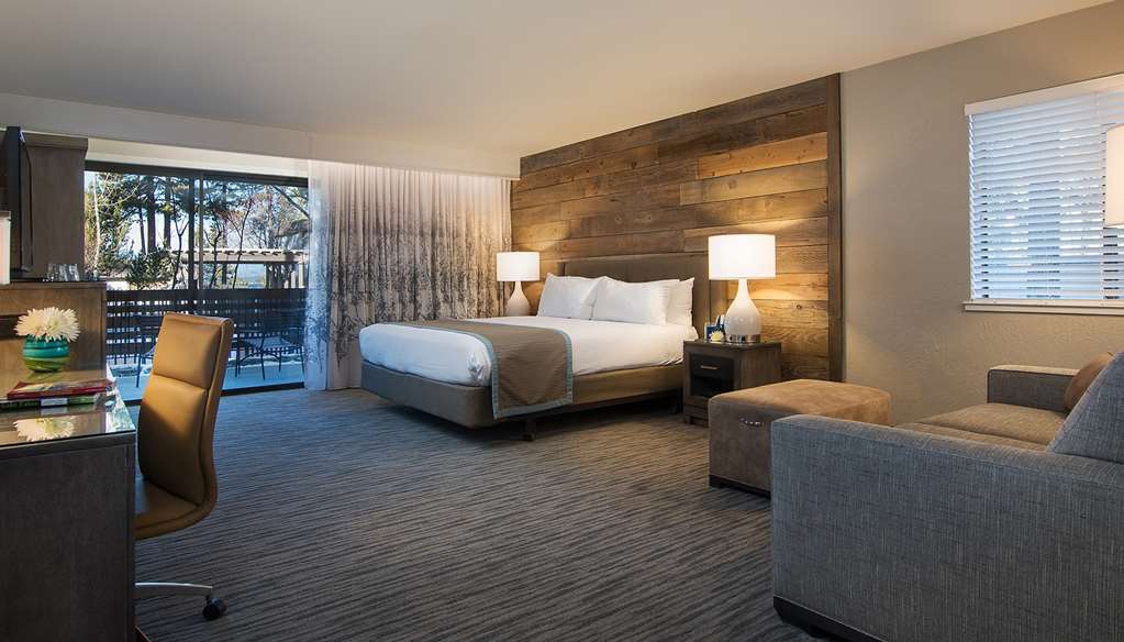 Hotel Azure - photo 26
