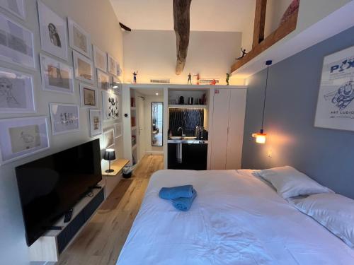 Saint Jacques Disney - carbon neutral hotel in Paris