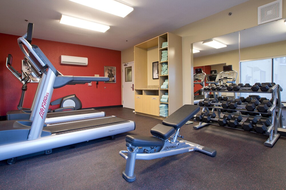 TownePlace Suites by Marriott Dodge City - photo 17