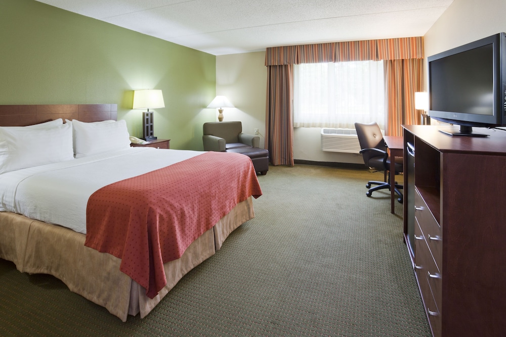 DoubleTree by Hilton Austin MN - photo 13