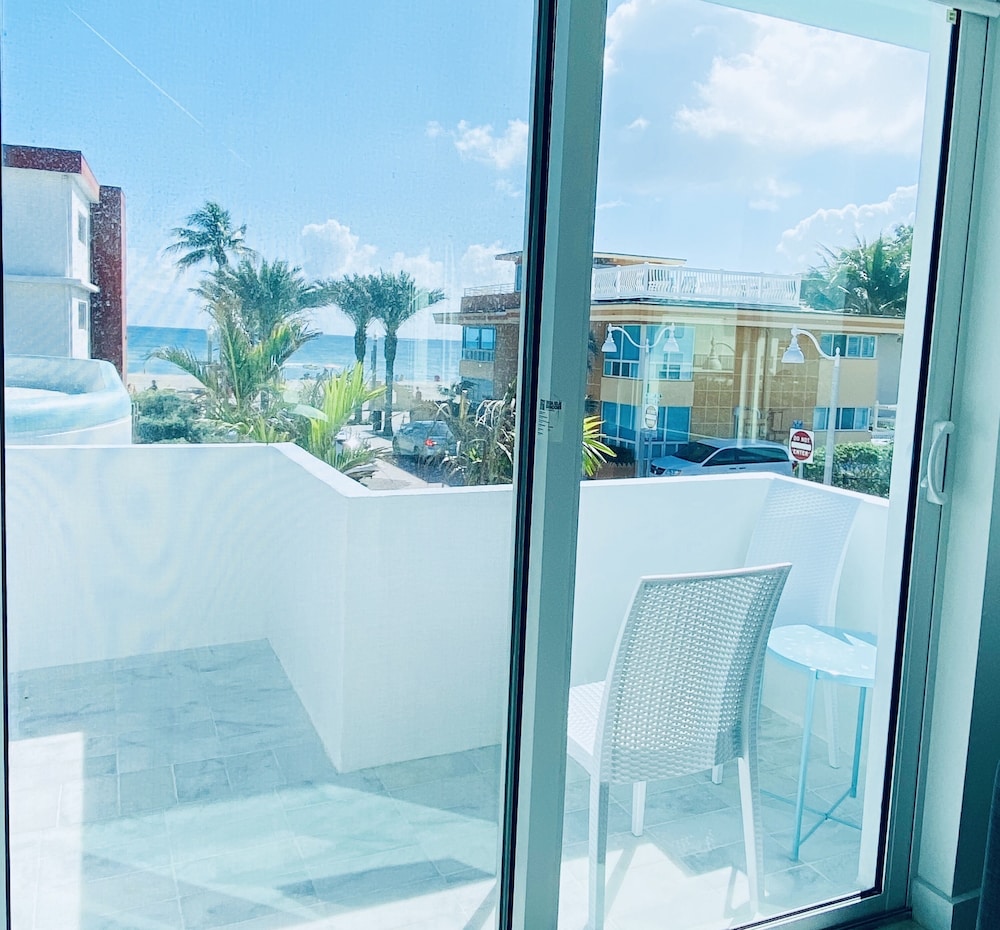 The Marlin Beachside - photo 96