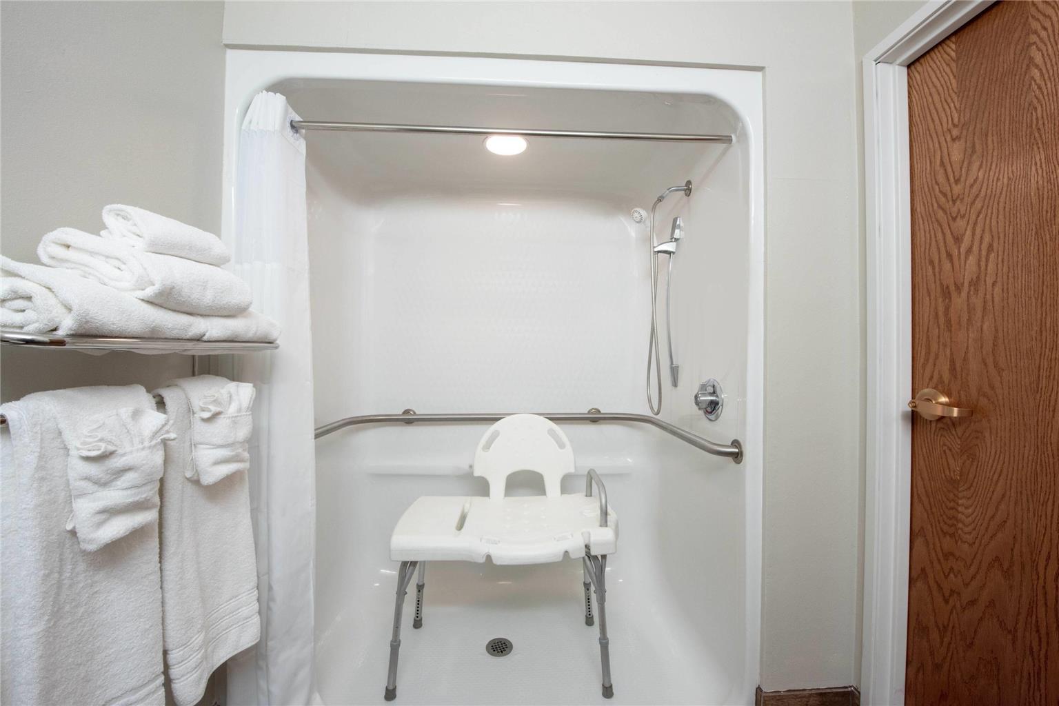 Microtel Inn & Suites by Wyndham Springfield - photo 15