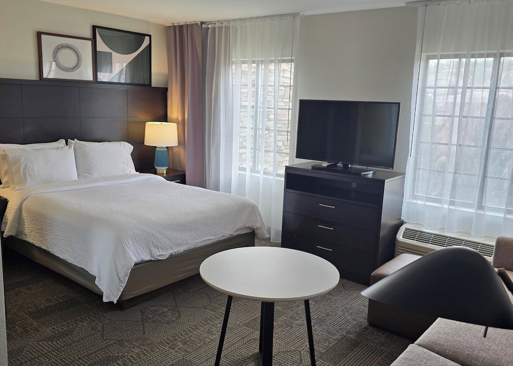Staybridge Suites Colorado Springs North by IHG - photo 22