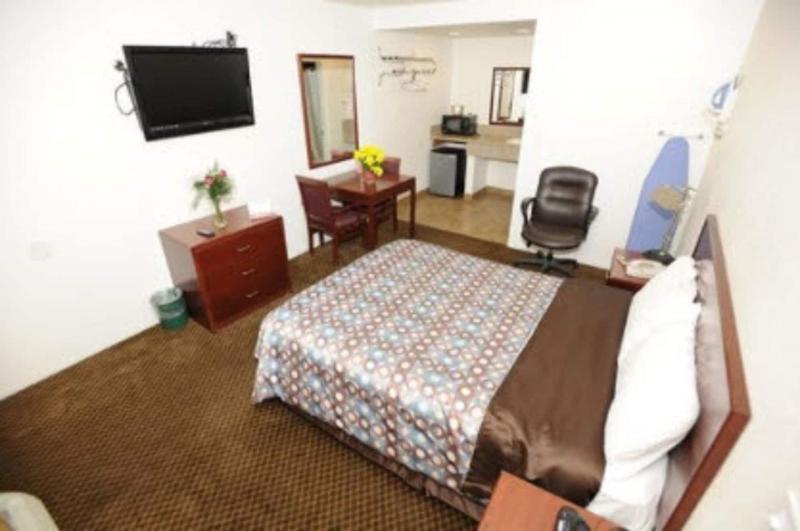 Victoria Motel - photo 30
