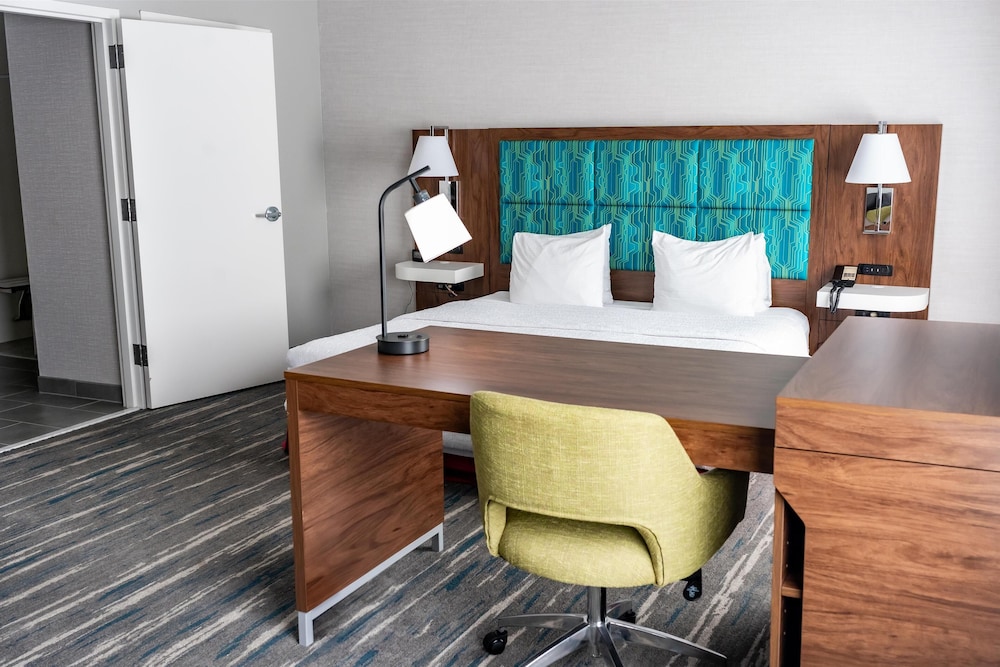 Hampton Inn & Suites Leesburg - photo 13