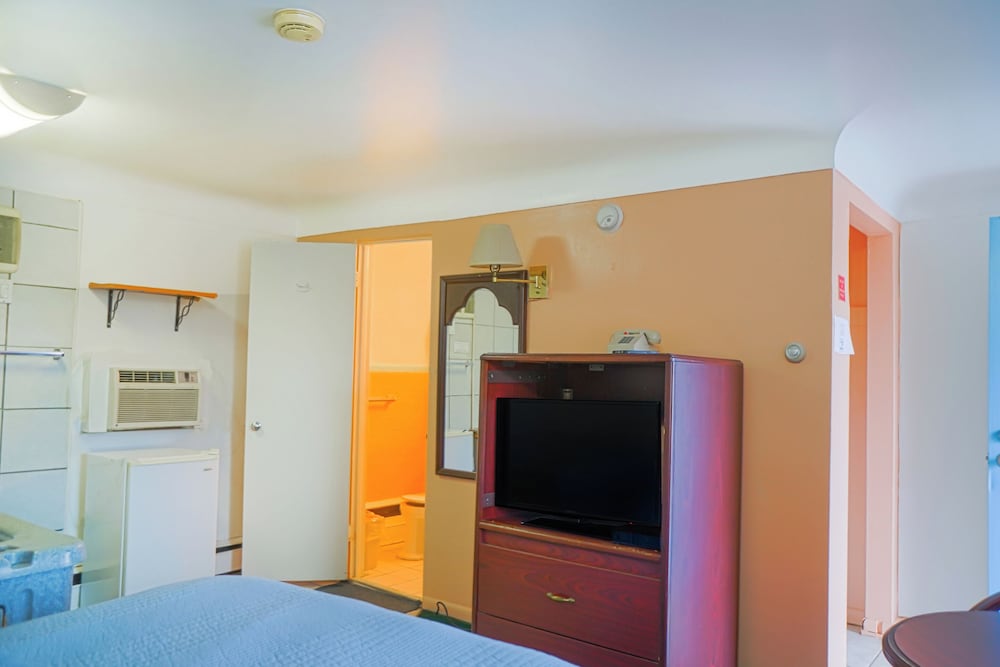 Bay Motel By Oyo Bay City - photo 7