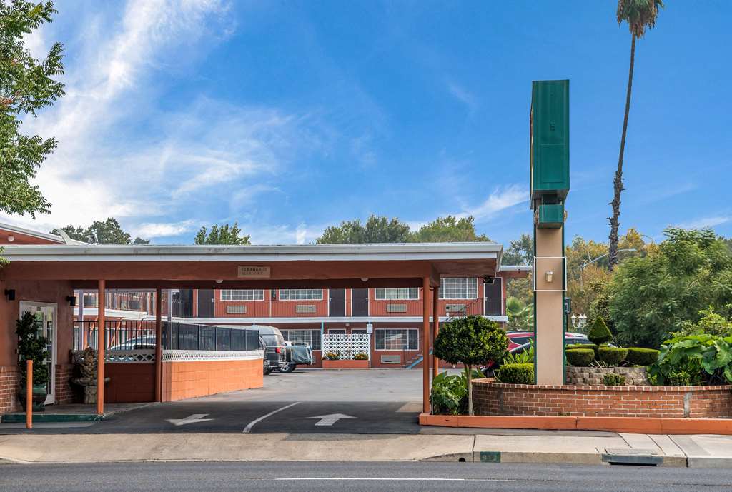 Rodeway Inn Modesto near Downtown in Modesto, United States