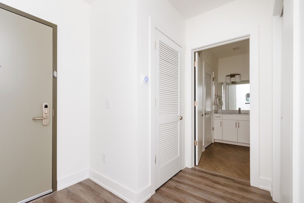 Midtown South - photo 38
