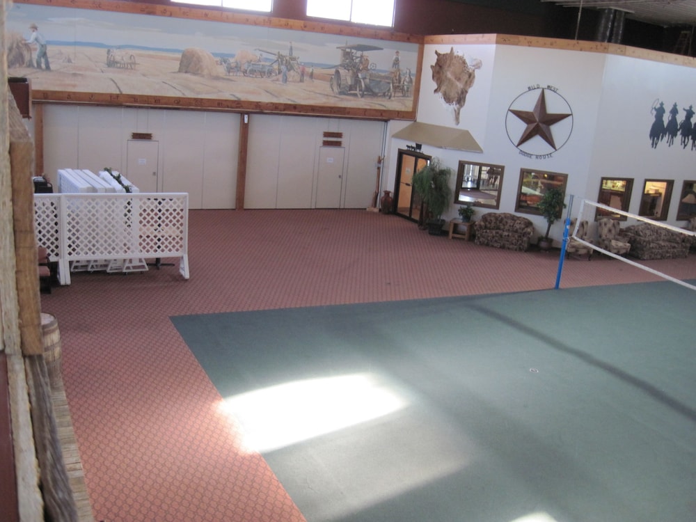 Dodge House Hotel & Convention Center - photo 27