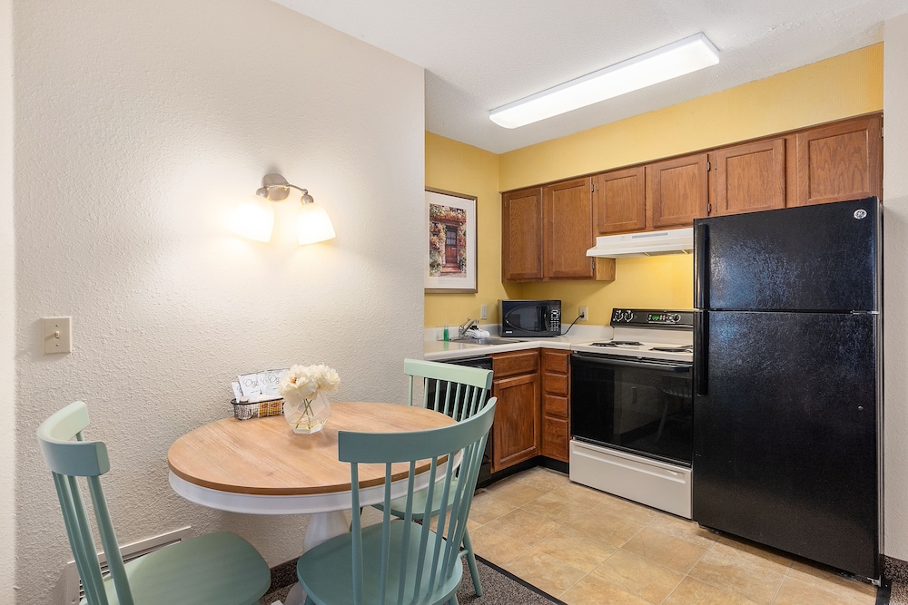 Residences at Daniel Webster - photo 23