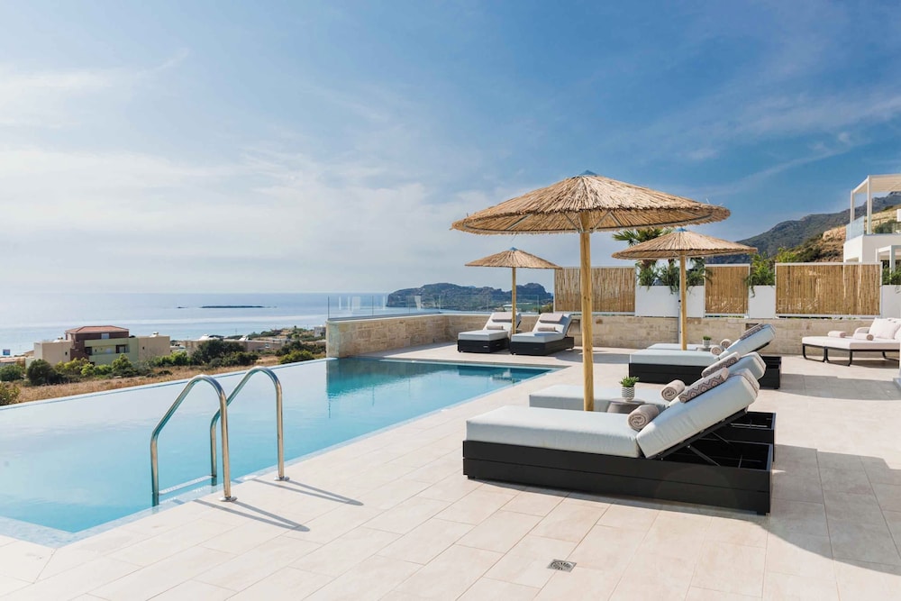 Actea Seaview Villas — 4-Star Luxury Hotel in Kissamos, Greece