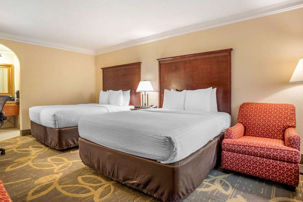 Clarion Inn and Conference Center - photo 21