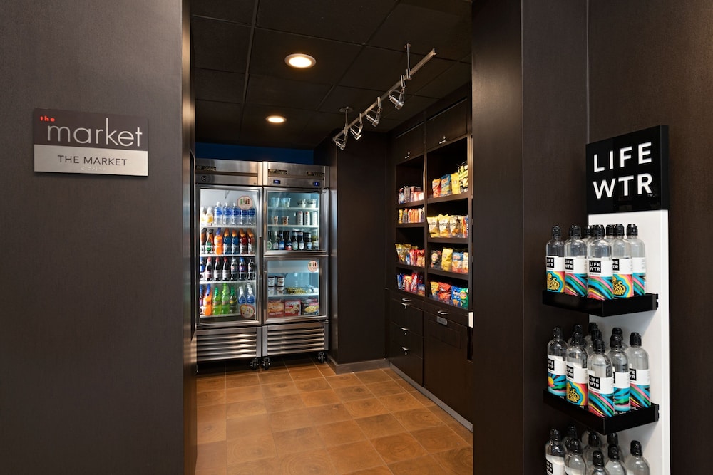 Courtyard by Marriott Dallas Richardson at Spring Valley - photo 21