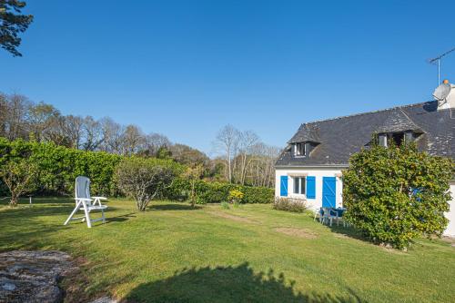 Le Dolmen - carbon neutral hotel in Tregunc