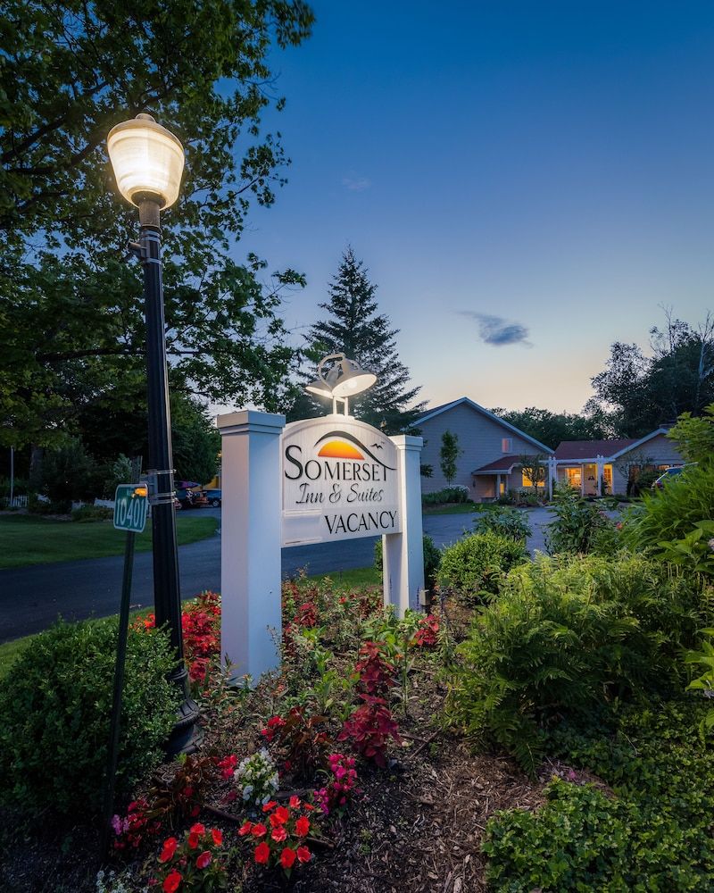 Somerset Inn & Suites - photo 29