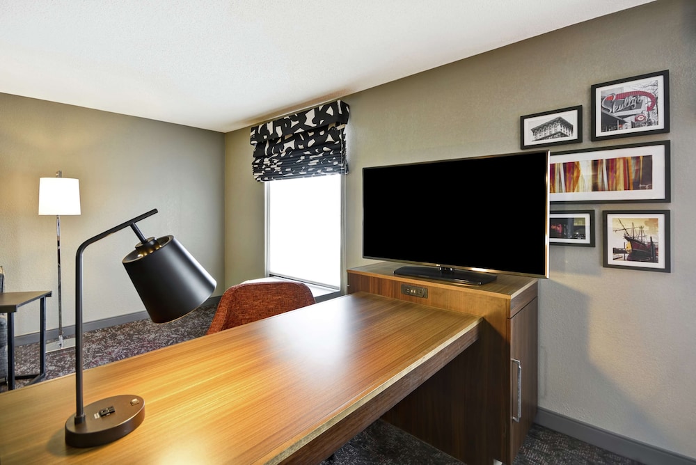 Hampton Inn & Suites Columbus Easton Area - photo 18