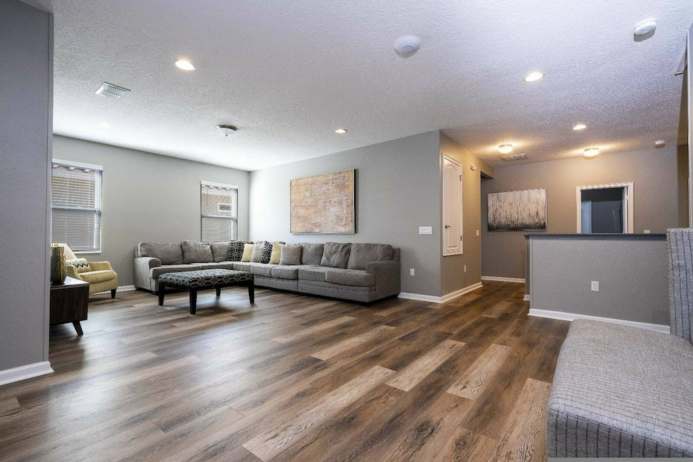 Solterra 12bd 11 5bat Sleeps24 Disney Pool Spa - photo 58