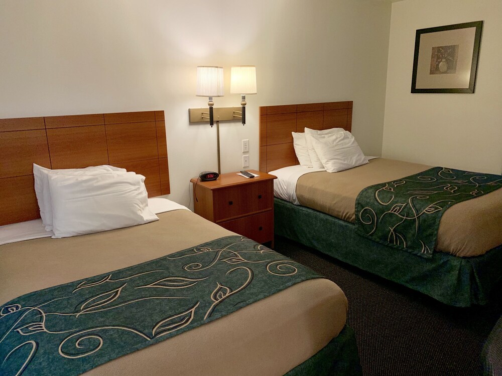 Oak Tree Inn - photo 10