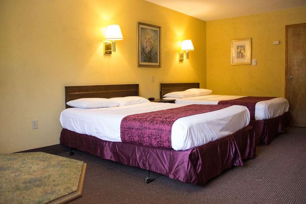 Fran Cove Motel - photo 13
