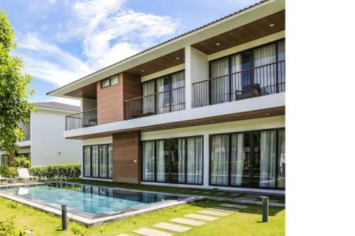 M Beach Luxury Villas Phu Quoc — 5-Star Luxury Hotel in Phu Quoc, Vietnam