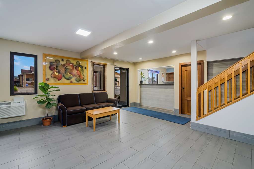 Americas Best Value Inn Fargo — Fargo