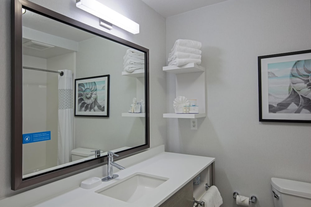 Hampton Inn & Suites Hermosa Beach - photo 47
