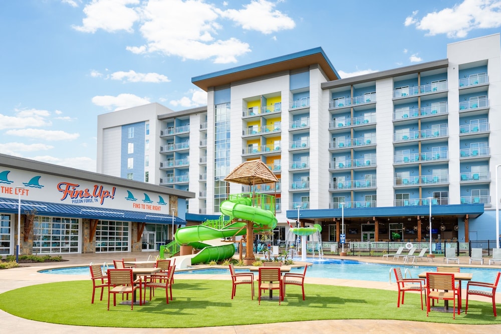 Compass Hotel Pigeon Forge - photo 12