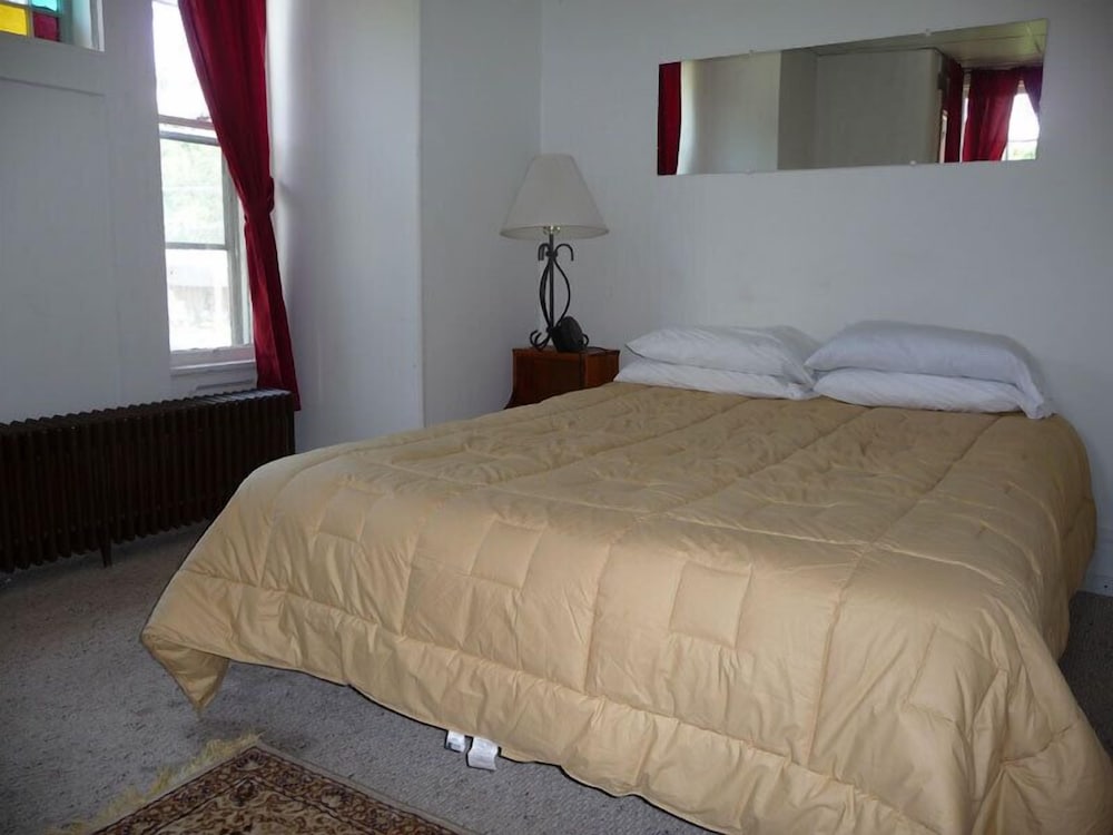 The Elms Waterfront Cottages - photo 10