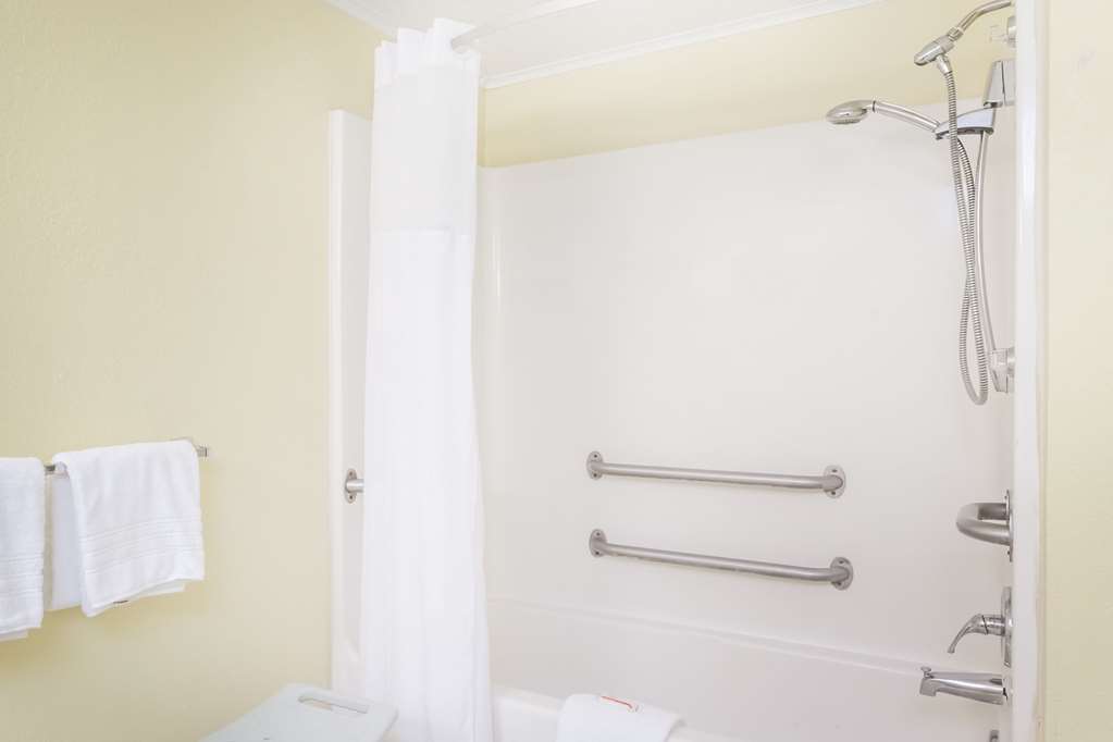 Days Inn by Wyndham Dover Downtown - photo 11