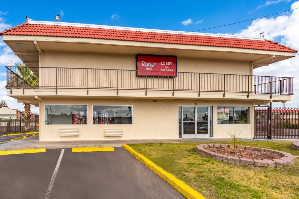 Red Roof Inn Phoenix Midtown - photo 32