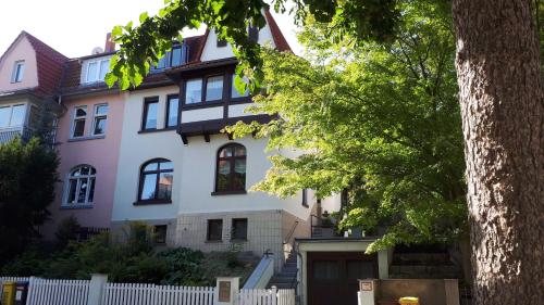 Ferienwohnung Im Dichterviertel — 4-Star Luxury Hotel in Erfurt, Germany