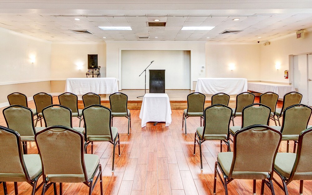Vero Beach Inn & Suites I 95 - photo 17