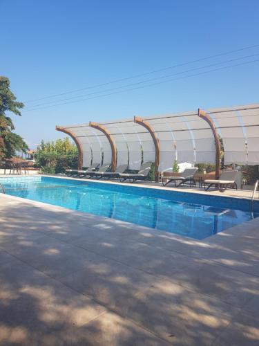 Captain's apartments — 4-Star Luxury Hotel in Pefkochori, Greece