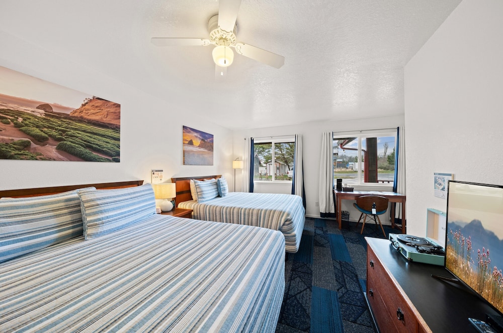 Surf & Sand Inn - photo 13