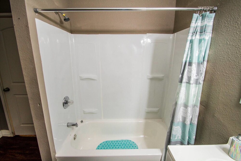 BIG Studio Near Downtown With All Amenities - photo 7