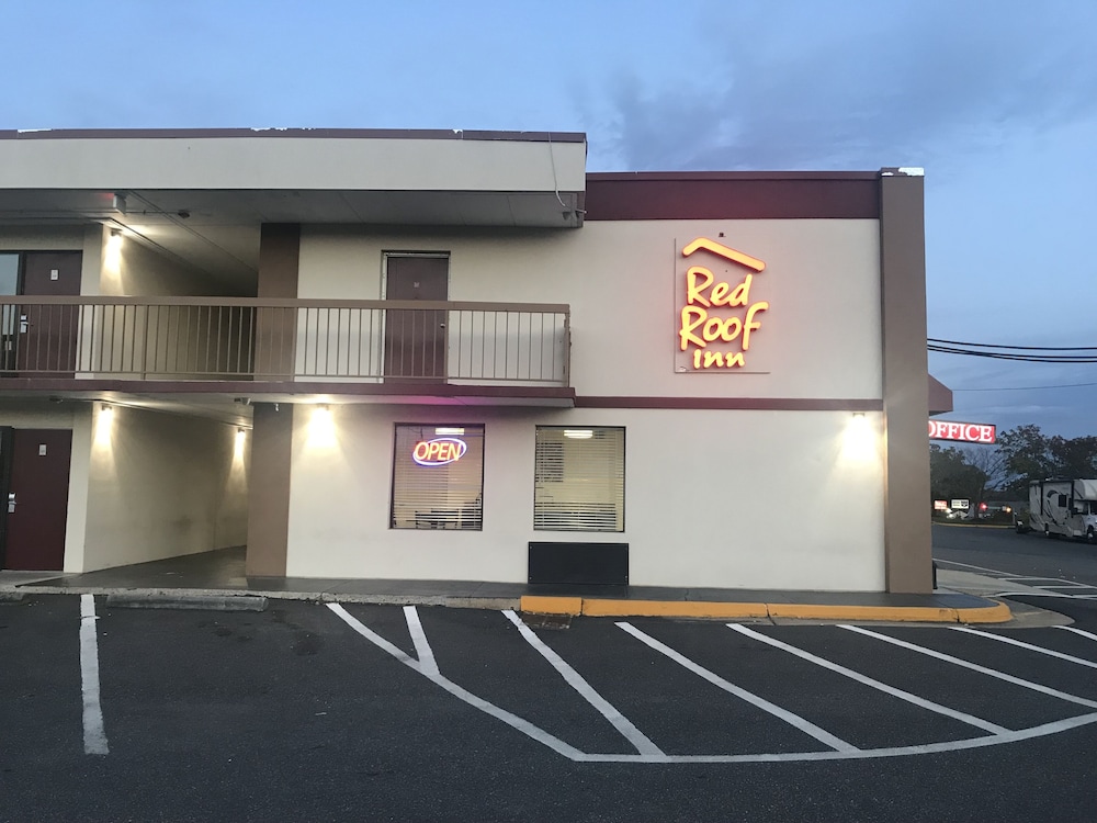 Red Roof Inn Fredericksburg South - photo 20