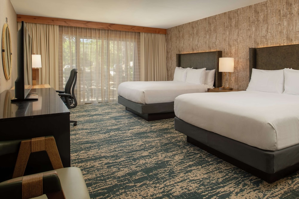 Edgewater Missoula Tapestry Collection by Hilton - photo 20