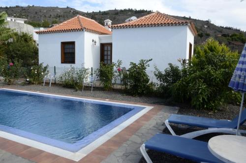 Las Casitas Bung. B — hotel in Tijarafe