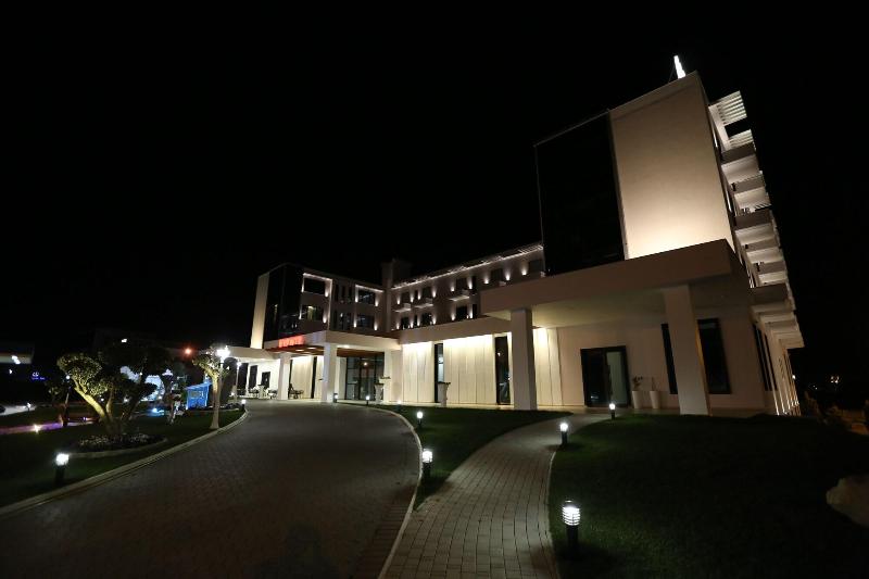 Delta Hotel — Rrashbull — photo 3