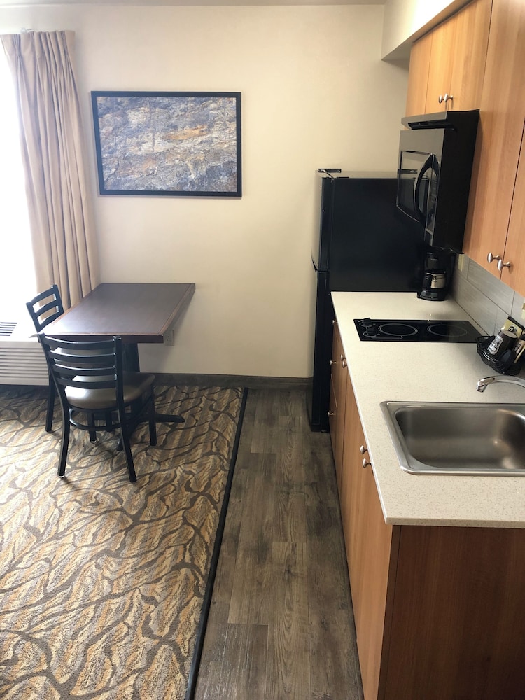 Aspen Suites Hotel Anchorage North - photo 10