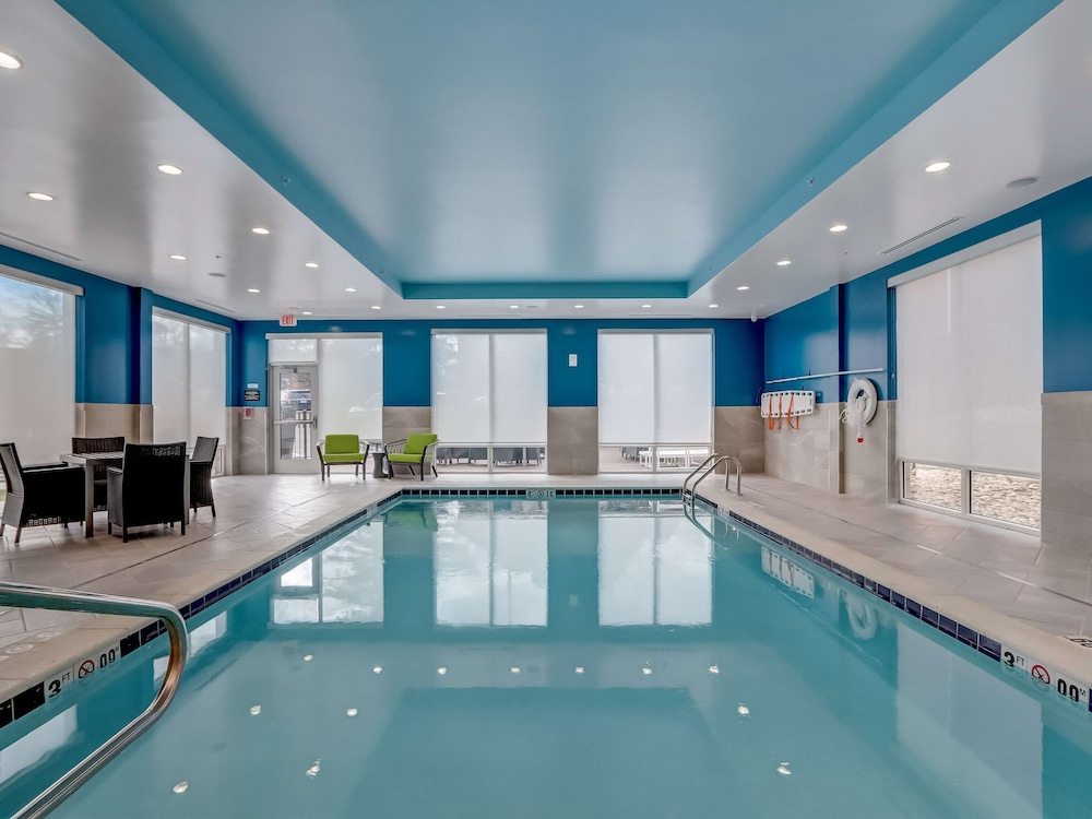 Hampton Inn and Suites by Hilton Cincinnati Midtown Rookwood - photo 59