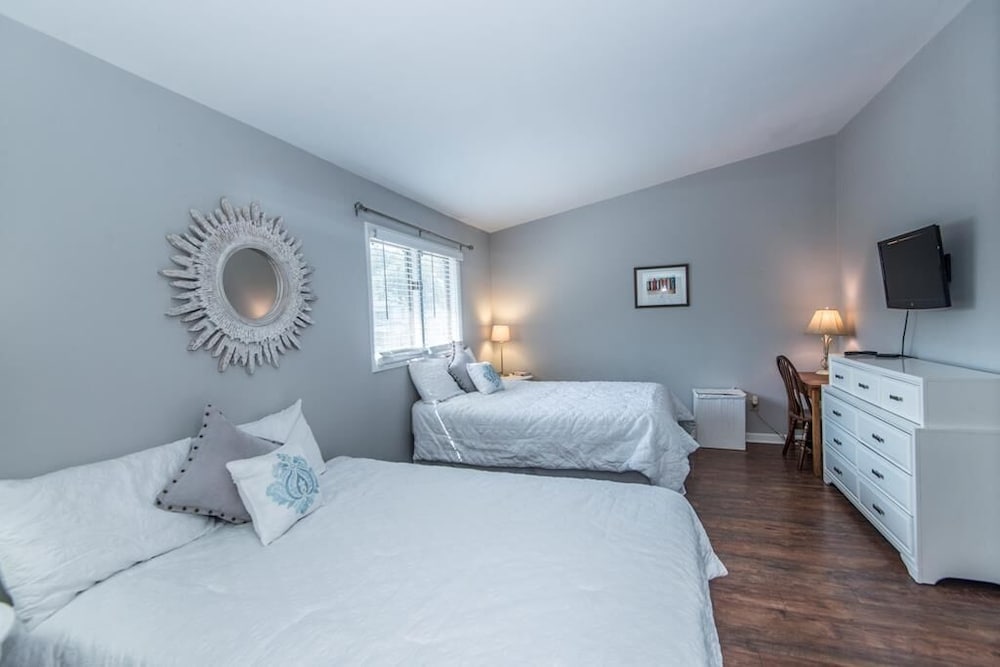 406 Yacht Harbor Court - photo 7
