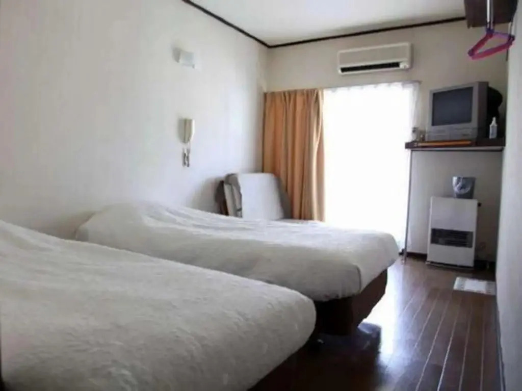 Hill Side Inn Center Club in Tokamachi, Japan