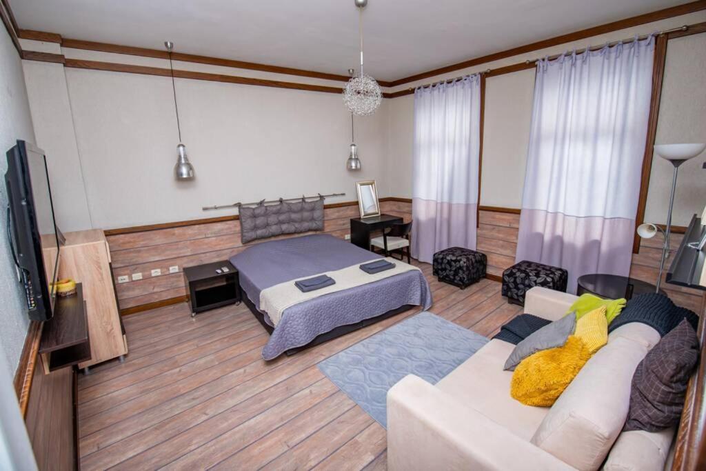 Huge Stylish Apartment Monroe 1 City Centre