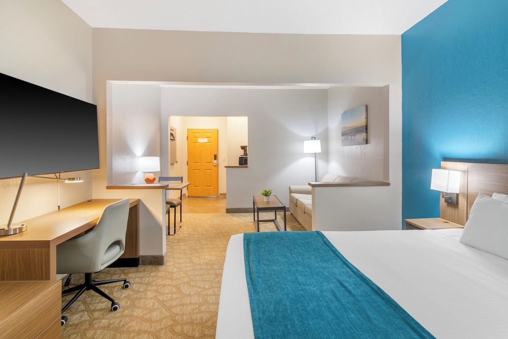 EverSpring Suites - photo 13