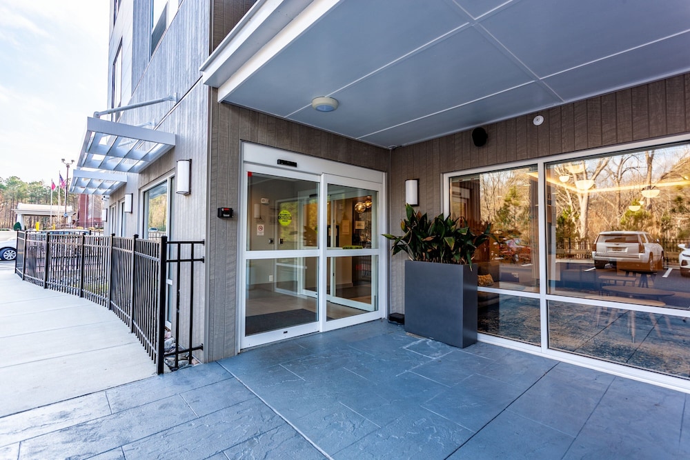 TownePlace Suites by Marriott Raleigh University Area - photo 72