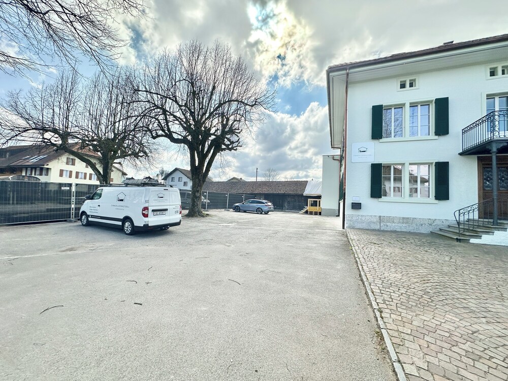 Zimmerzuvermieten Ch Deitingen Kreuz — Deitingen