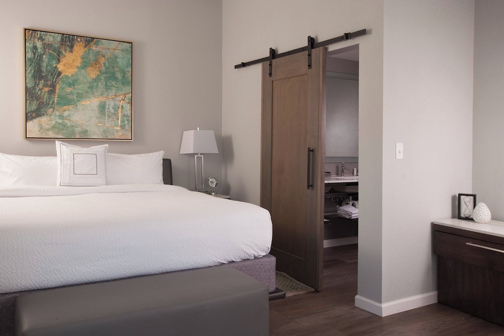 Courtyard Charleston Waterfront by Marriott - photo 15
