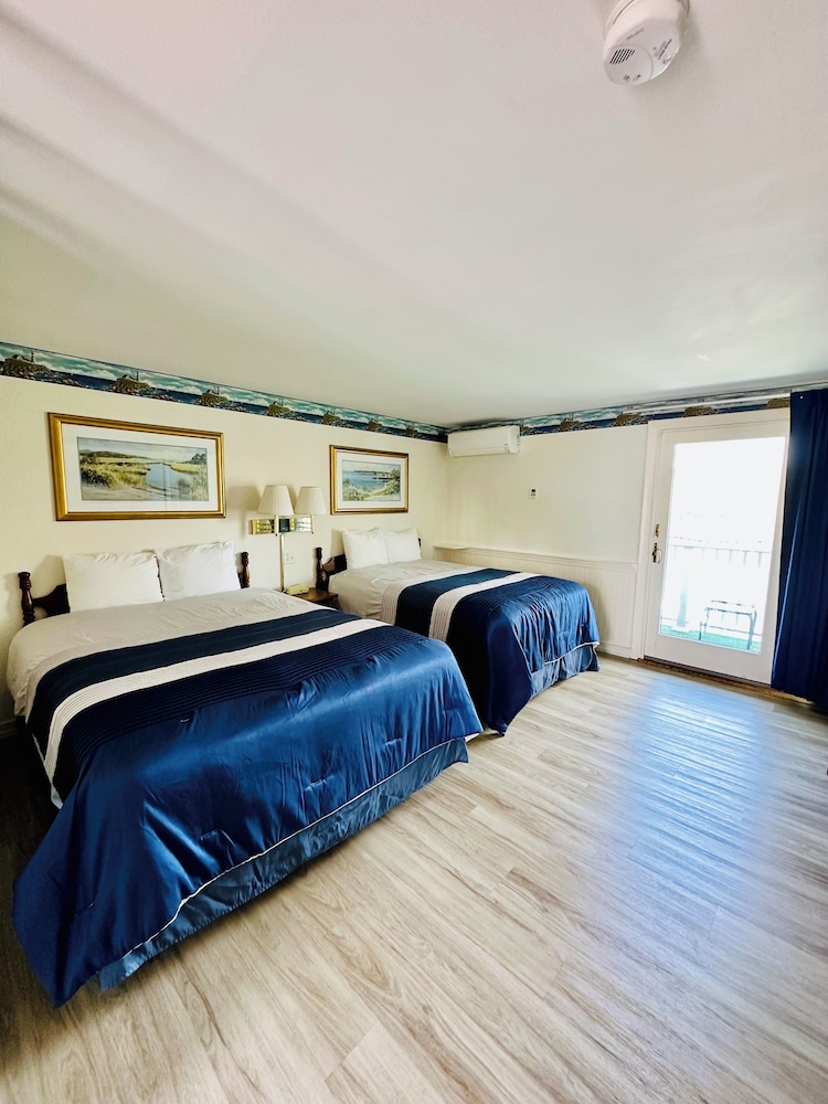 Green Harbor Waterfront Lodging - photo 6